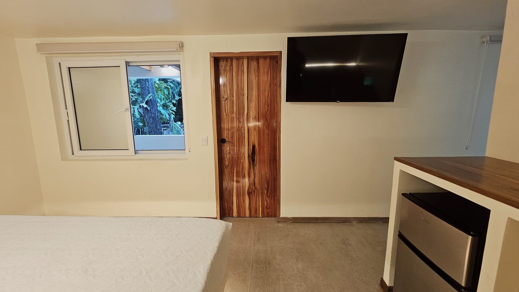 #28 King Balcony Room 5